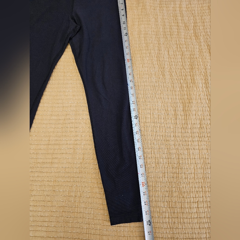 Nike Dri-Fit Legend Tight Fit Leggings Black Womens Sz Medium Athleisure - Picture 11 of 11
